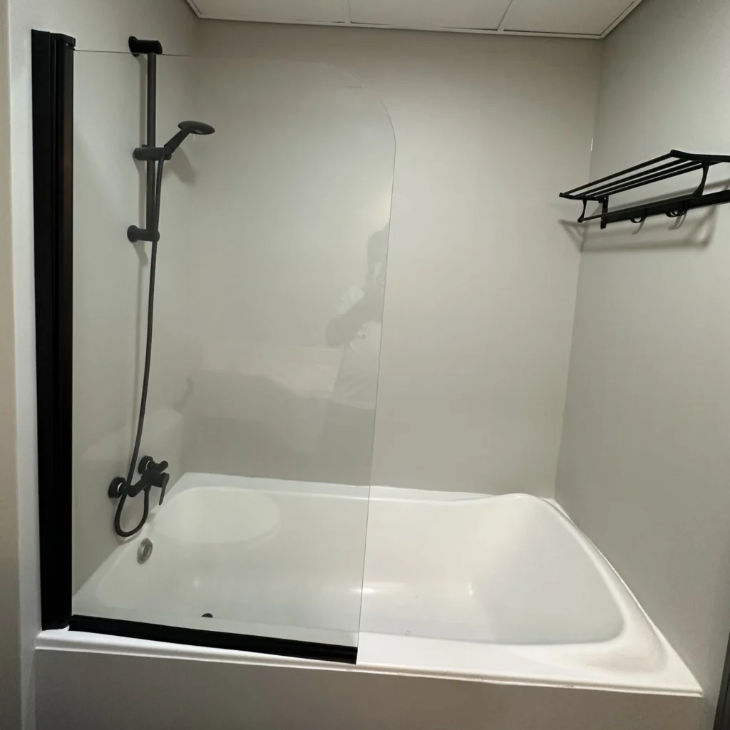 bathroom wrap | Bathroom wrapping Dubai cost